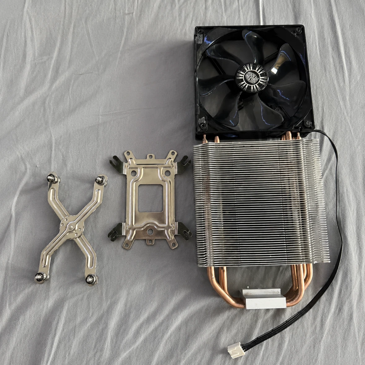 CPU Air Cooler + 1 Fans (Heatsink w/ Mounting Hardware)