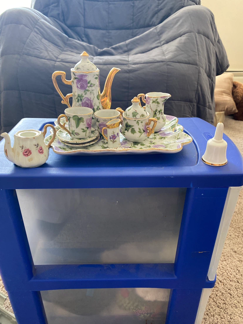 Mini tea set