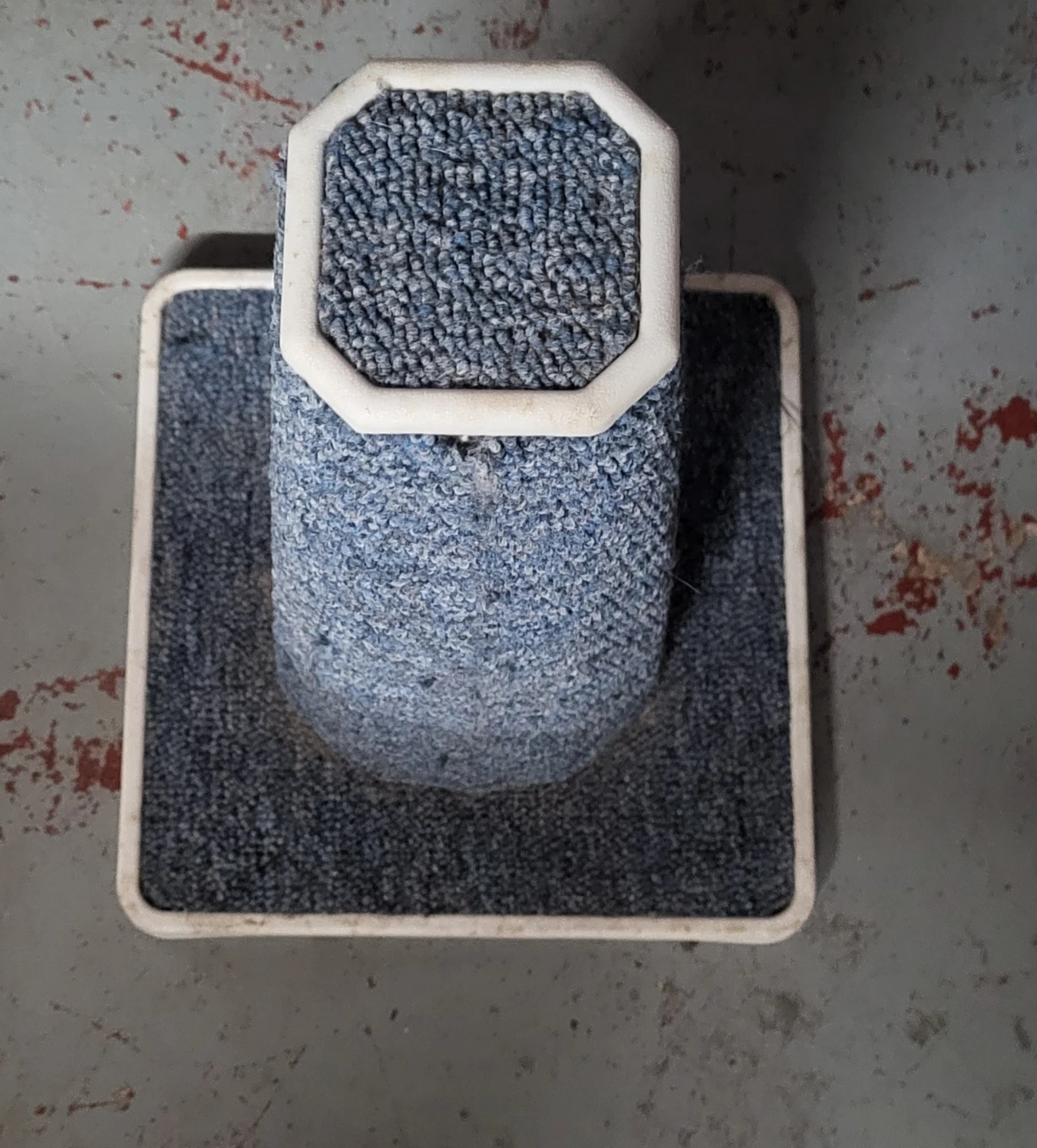 Blue Carpet Cat Scratcher Post - photo 2