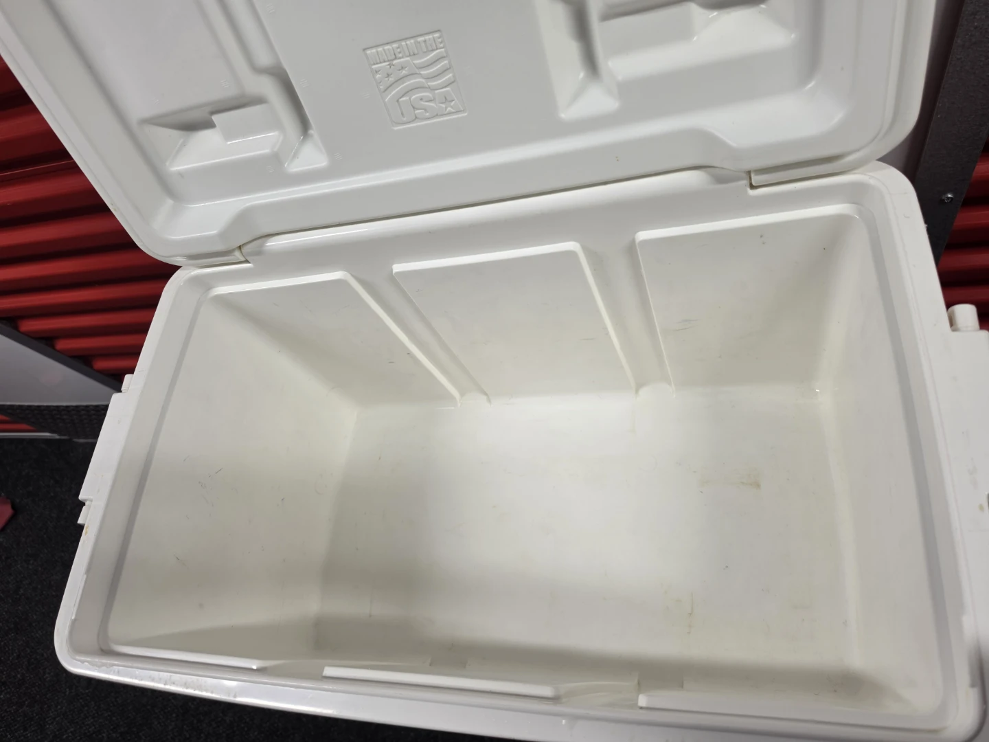 Igloo 76 Qt Cooler - photo 4