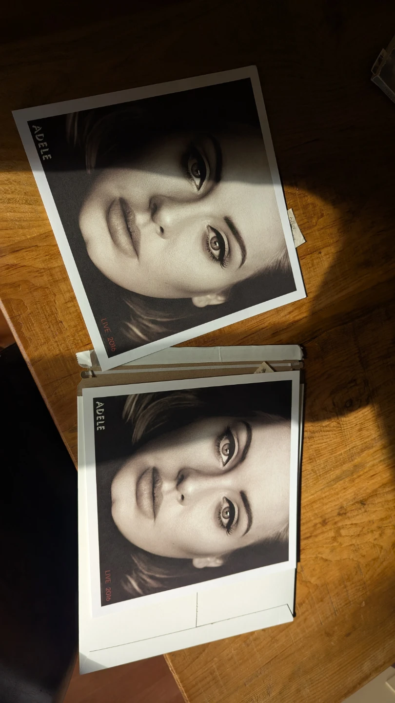 Adele live 2016 posters x2 - photo 2