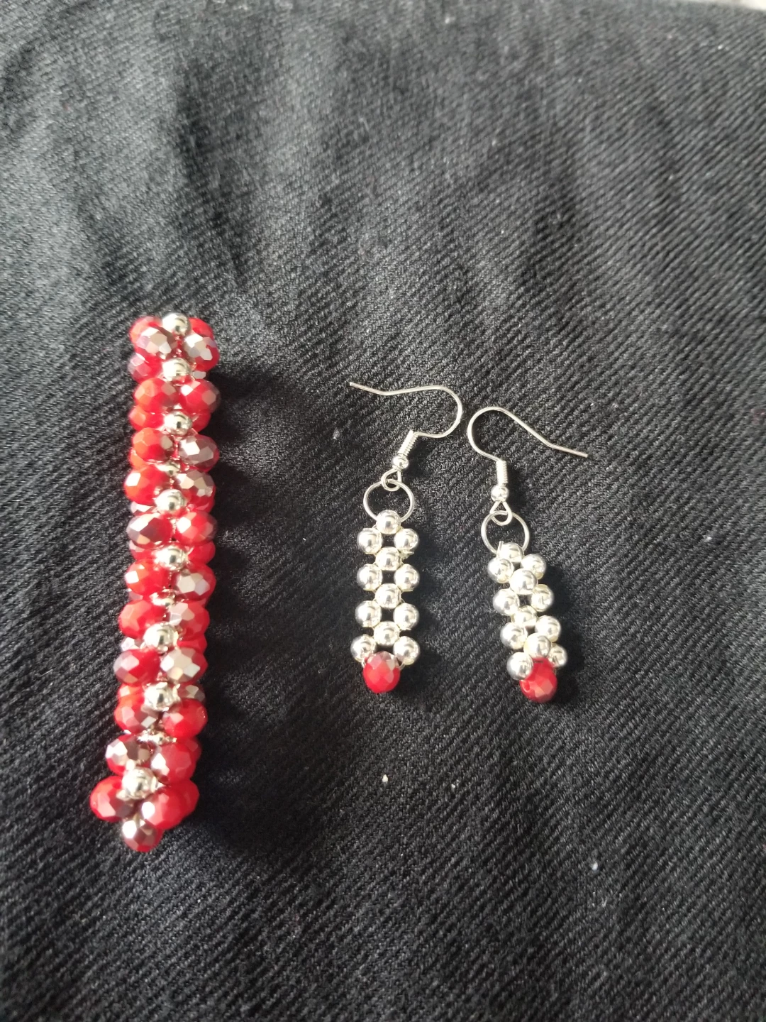 Red and Silver Beaded Bracelet and Earring Set ⚽️