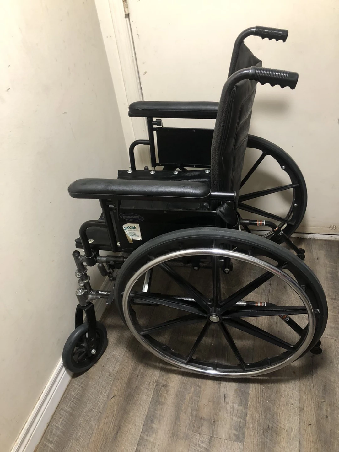Tracer SX5 Wheelchair in Minto condition - photo 4