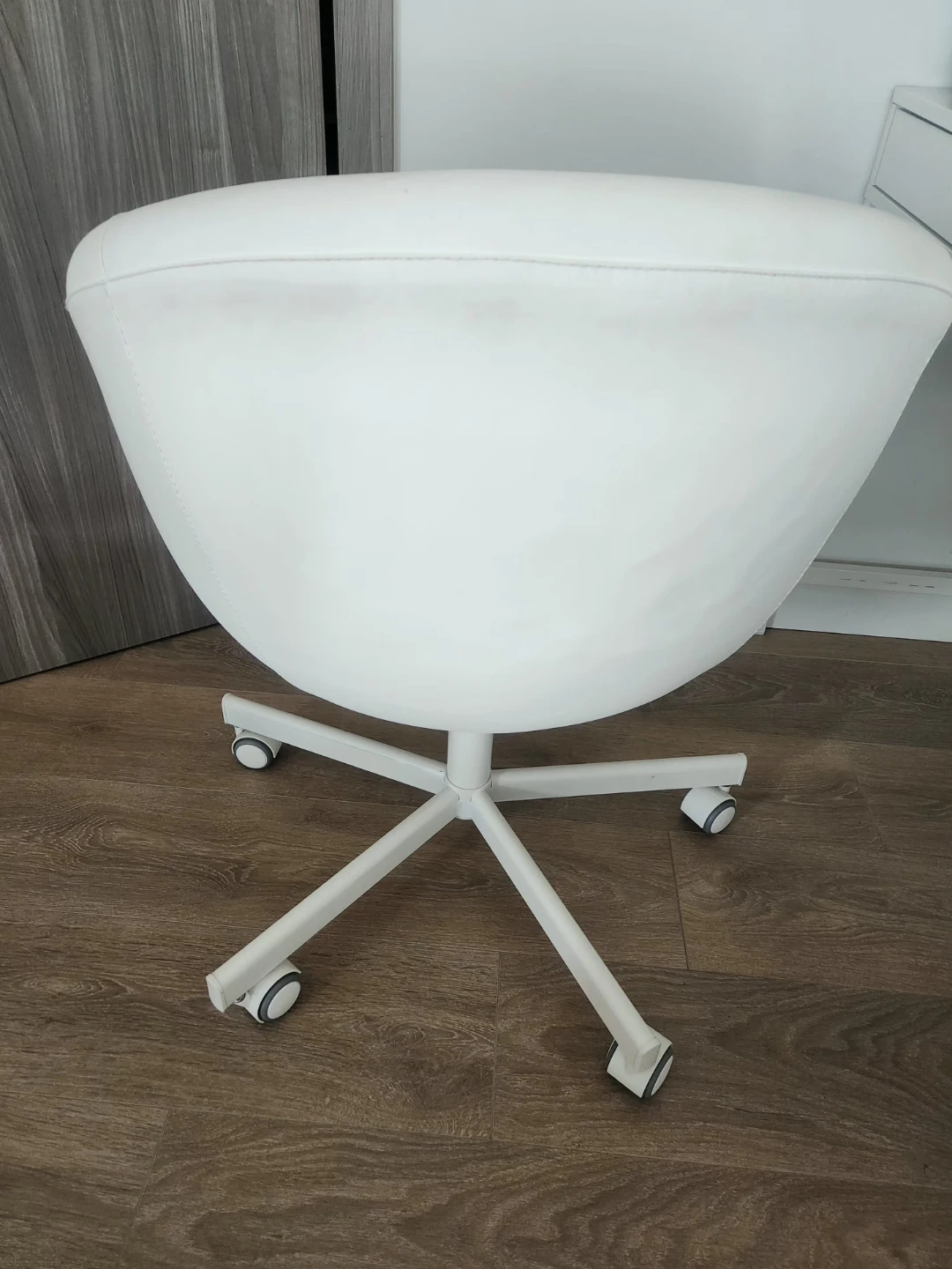 IKEA White Office Chair with adjustable height and wheels - photo 3