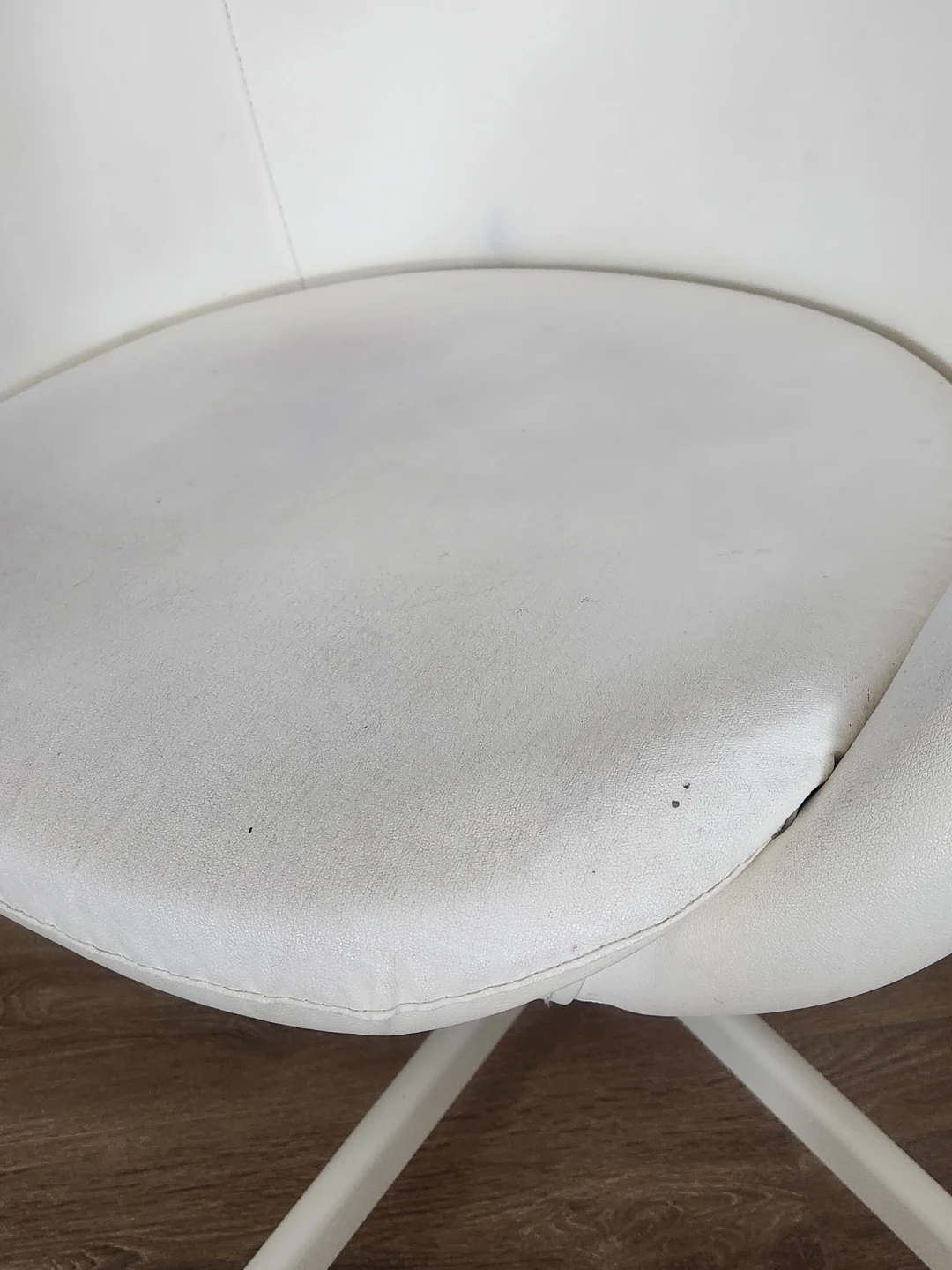 IKEA White Office Chair with adjustable height and wheels - photo 5