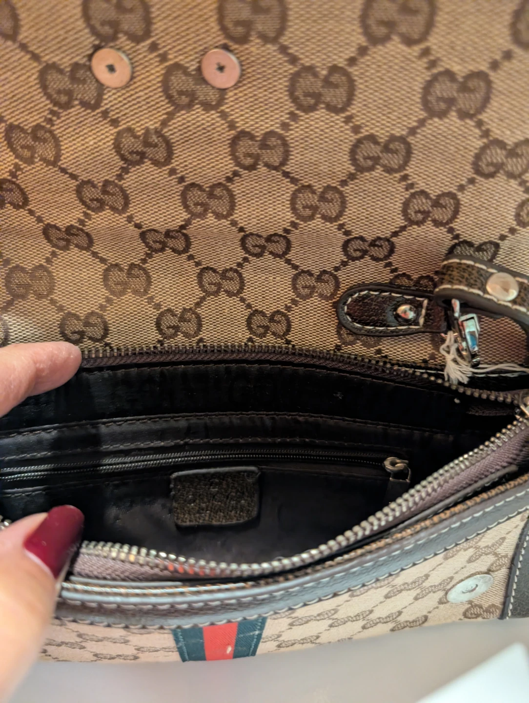 Gucci GG Canvas Clutch - photo 3
