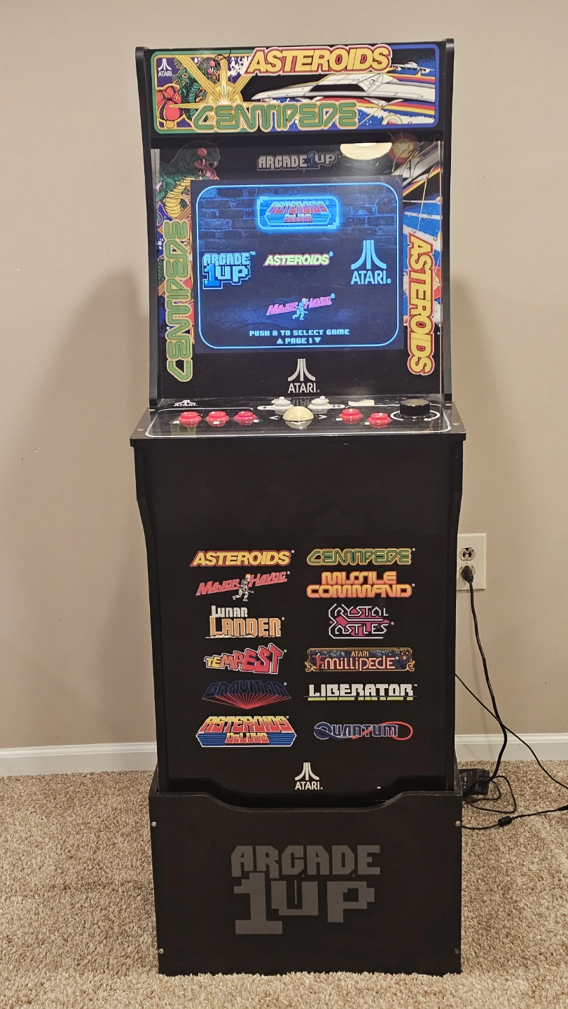 1 UP ARCADE WITH 12 CLASSIC ATARI GAMES