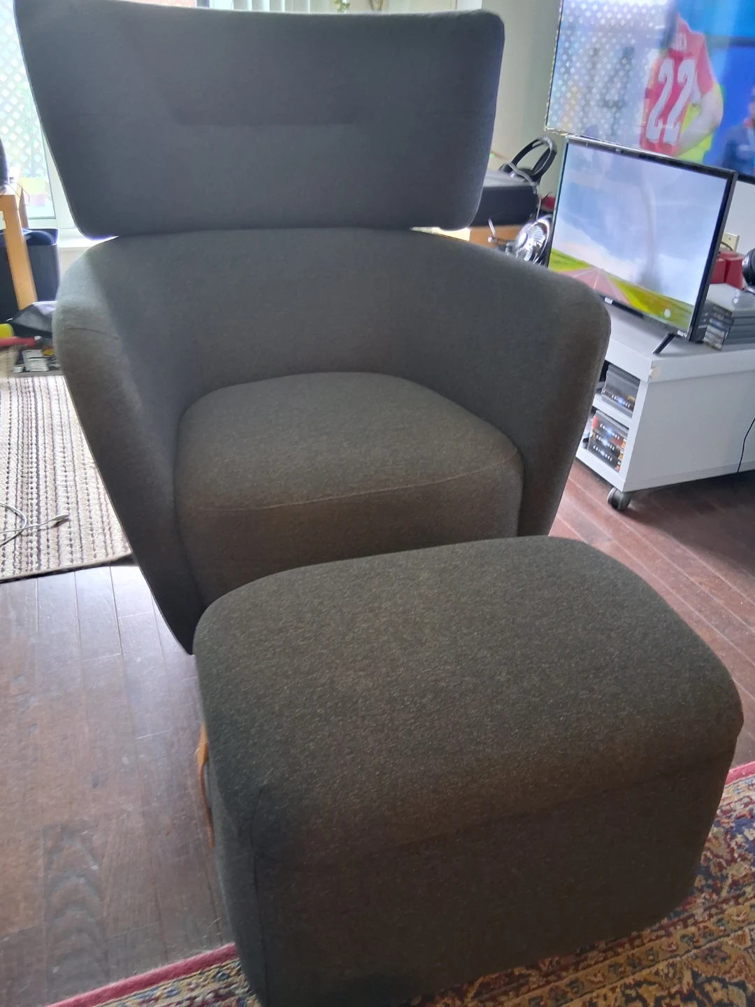 Ikea Oskarshamn Wing Chair w/ Ottoman - photo 5