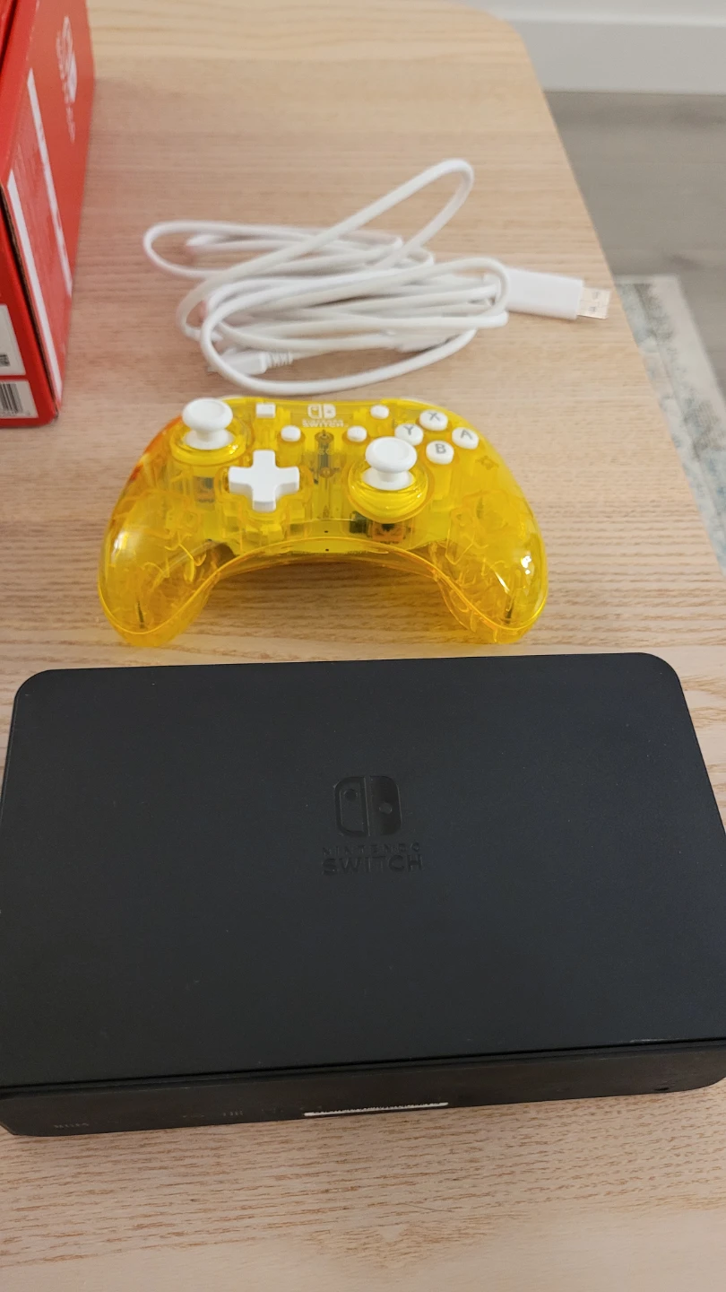 Nintendo Switch OLED - photo 4