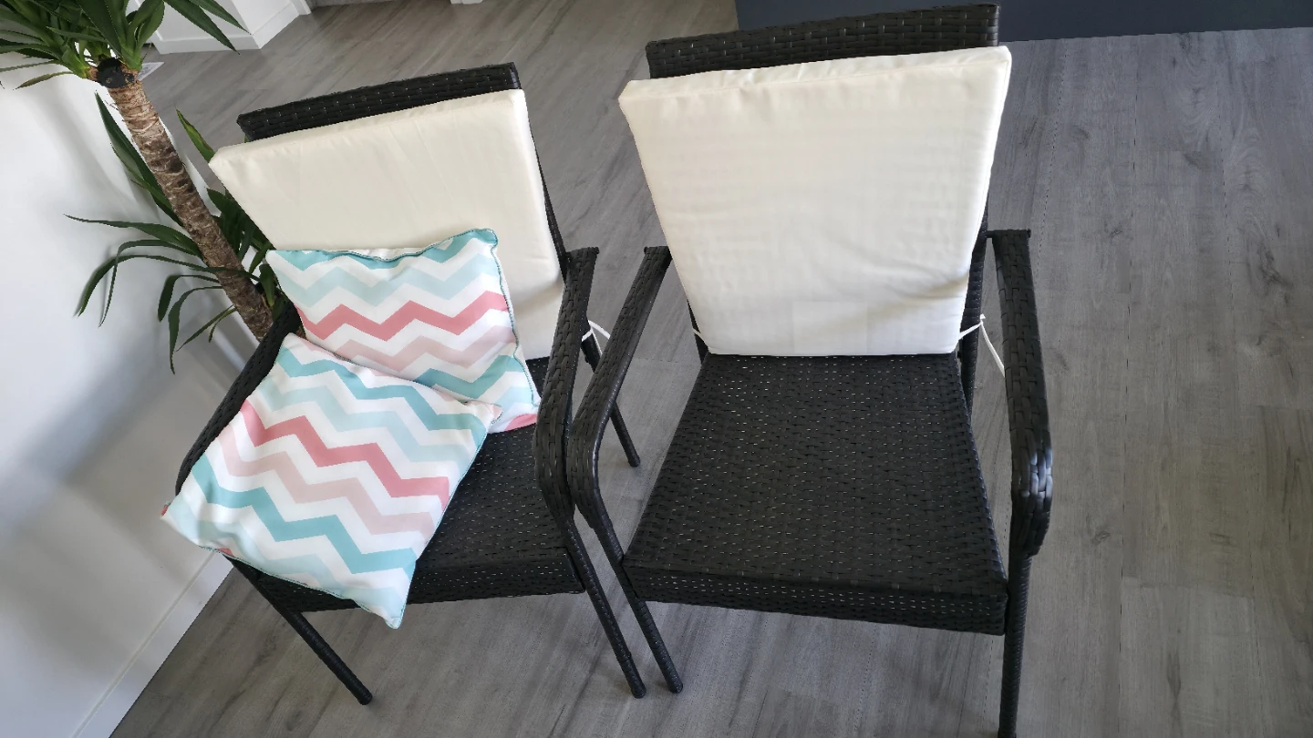 Set of 2 Wicker Patio Chairs with Seat Cushions - photo 4