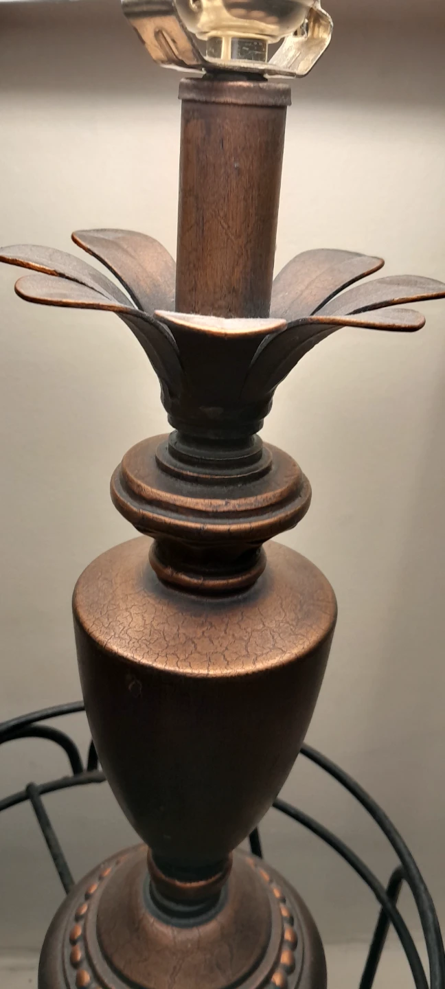 Table Lamp with Floral Shade - photo 5