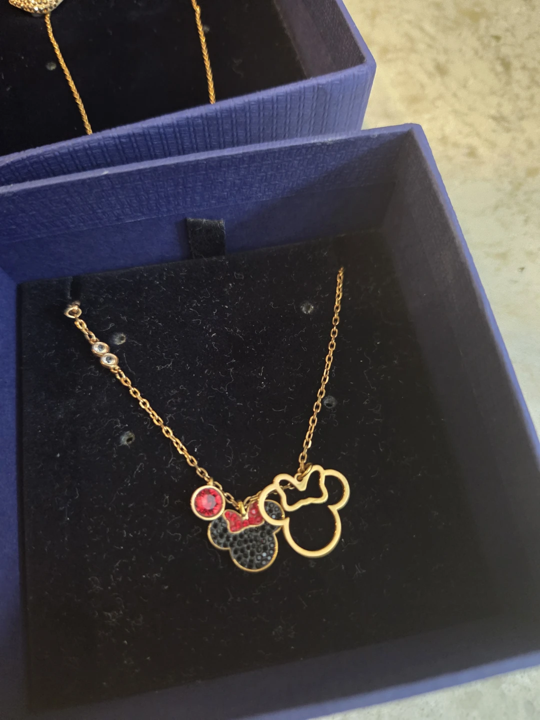 Swarovski Disney Minnie Mouse and Swan Jewelry Set