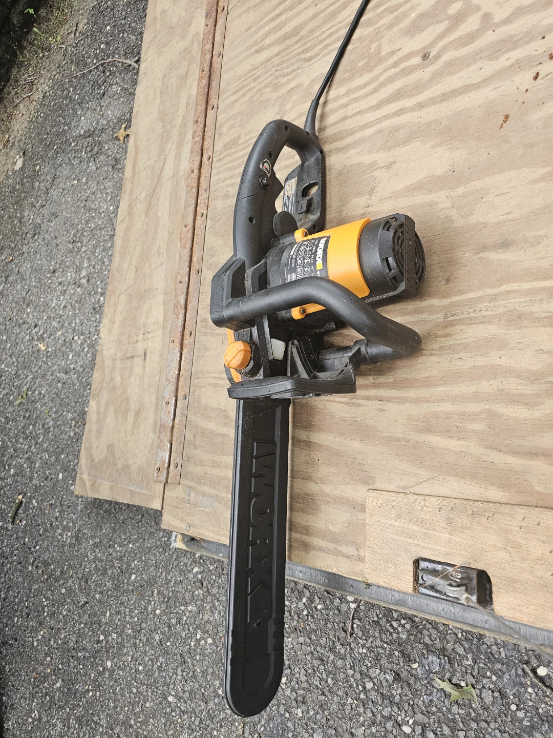 WORX Electric Chainsaw