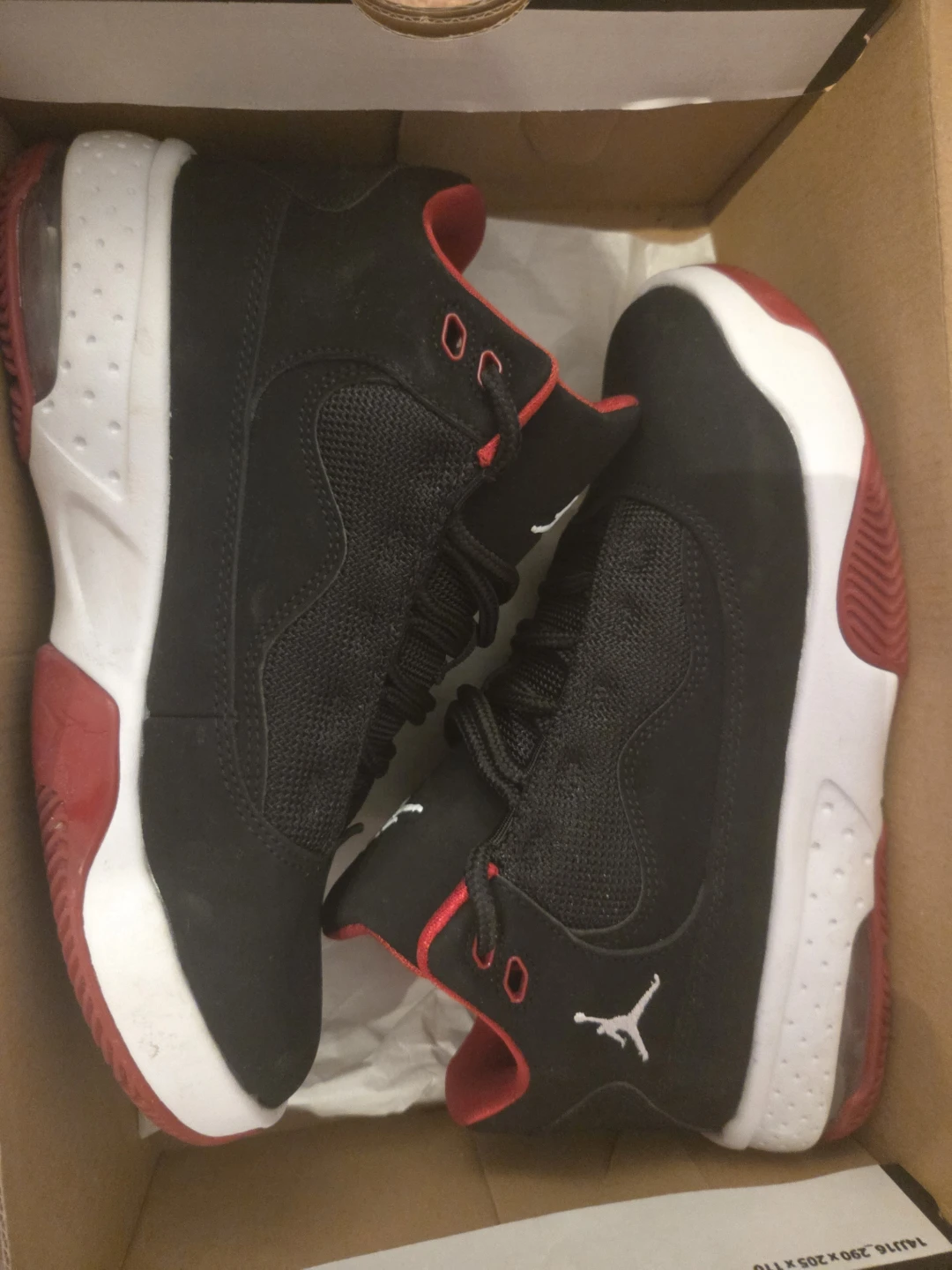 Jordan Max Aura 2 (GS) Youth Shoes - photo 4
