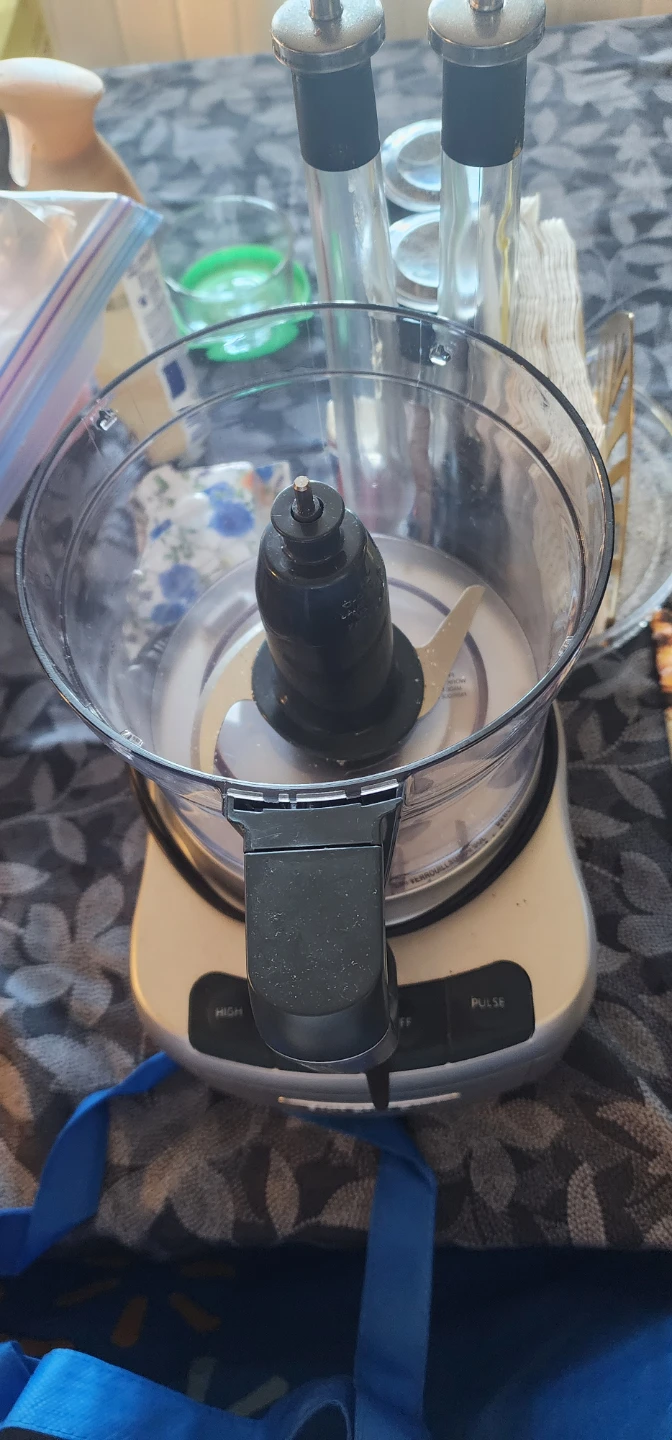 Cuisinart Food Processor - photo 2