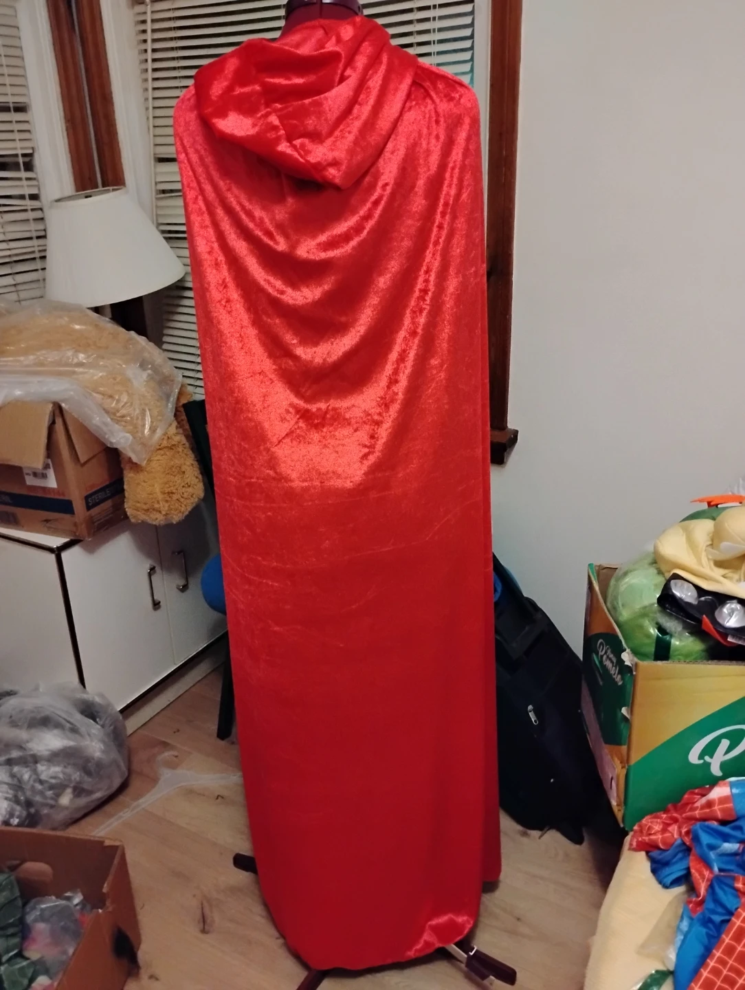 Red Hooded Cape - photo 2