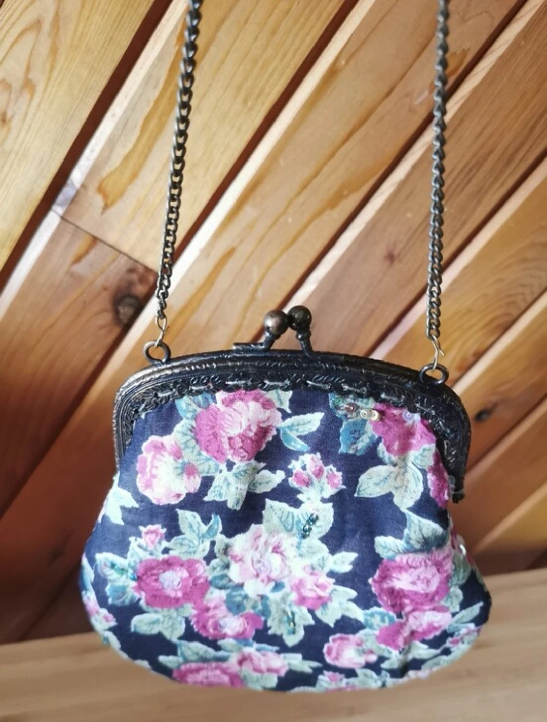 Vintage Floral Kiss Lock Purse Victorian Style Chain Handbag - photo 2