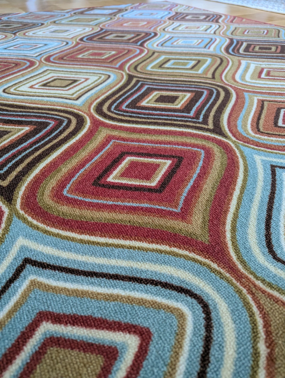 Empress Area Rug - Geometric Diamond Pattern - photo 2