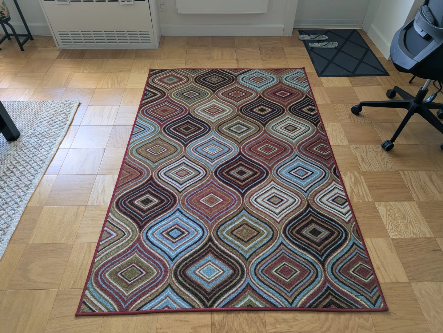 Empress Area Rug - Geometric Diamond Pattern - photo 3