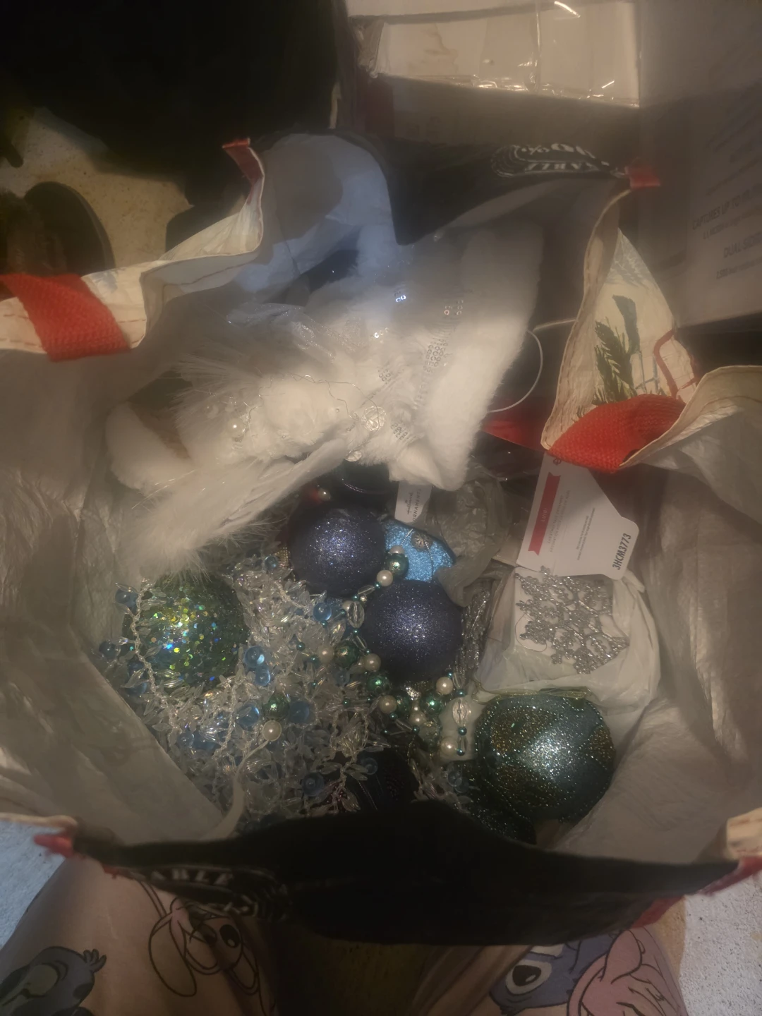 Pencil tree with lights + free bag of decoration - photo 2