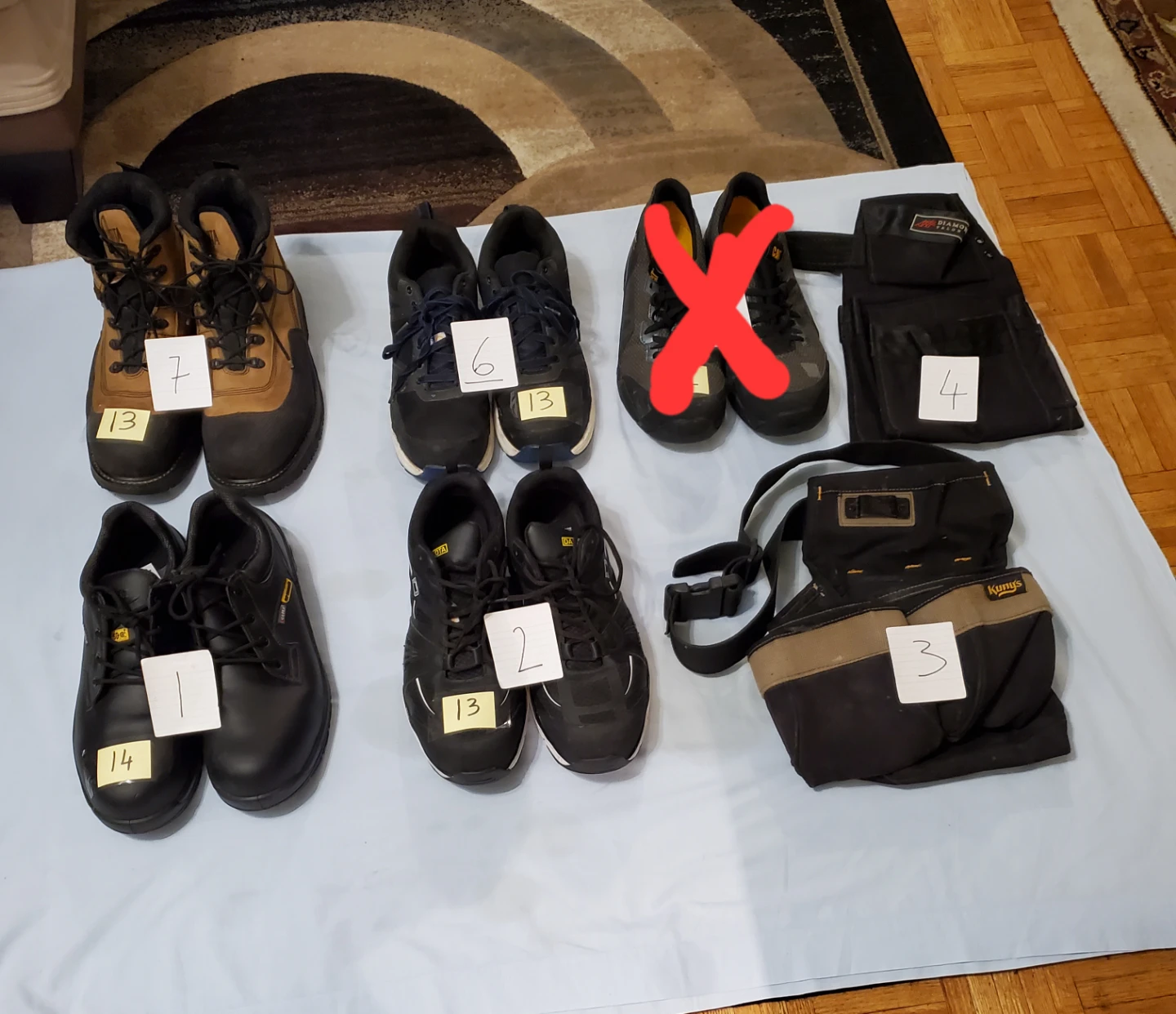 Men's  Safety Shoes, Safety Boots and Pouch