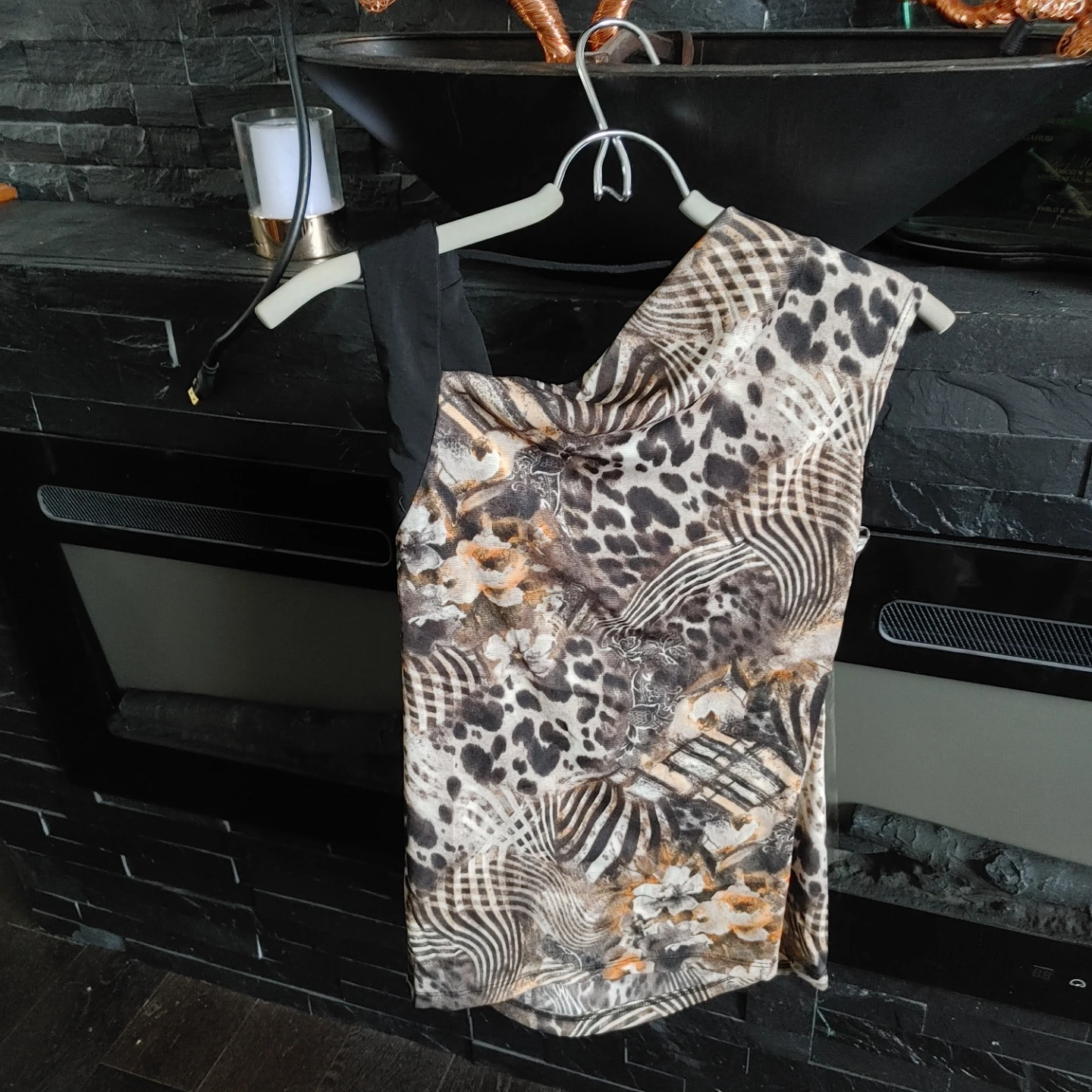 Women's Sleeveless Top