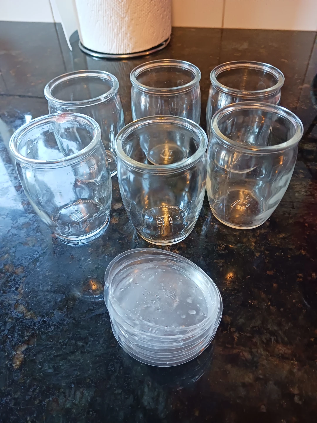 Set of 6 Glass Jars with Lids