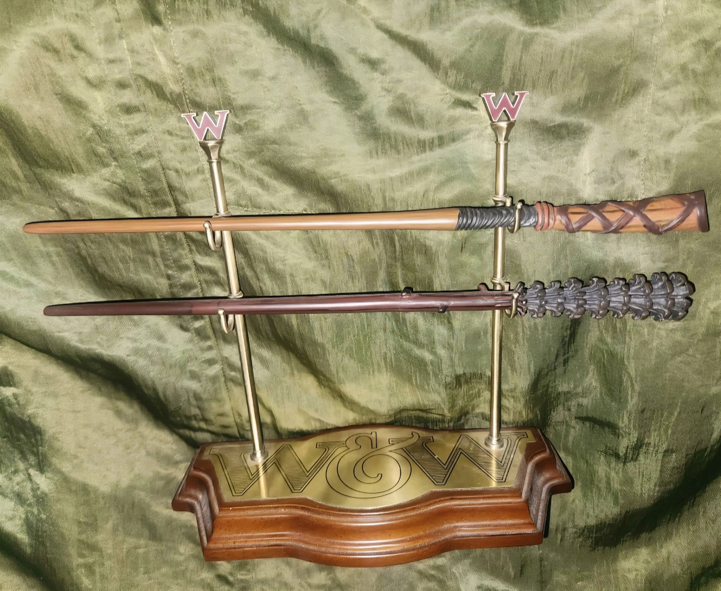 Harry Potter Wands & Display Stand