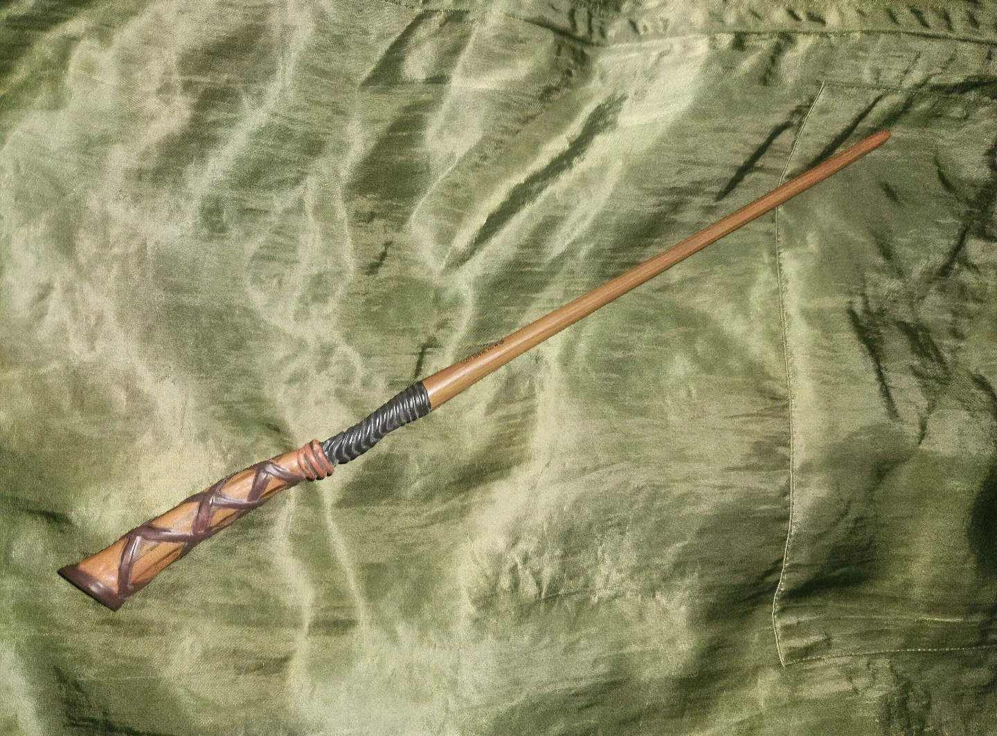 Harry Potter Wands & Display Stand - photo 4