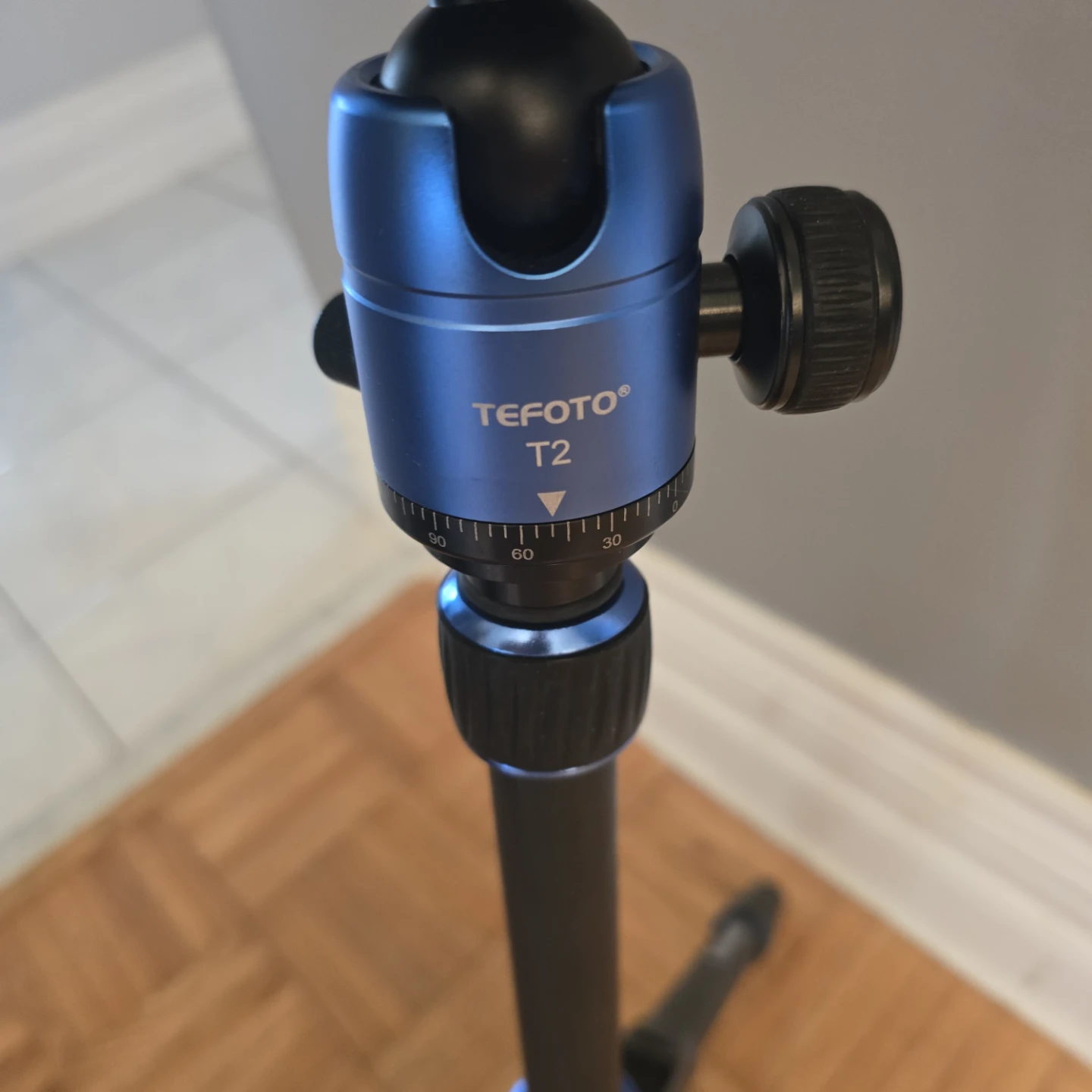 Koolehaoda T2 Travel Tripod with Bag