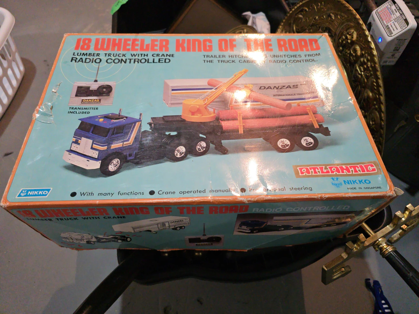 Nikko 18 Wheeler King of the Road Radio Controlled Truck