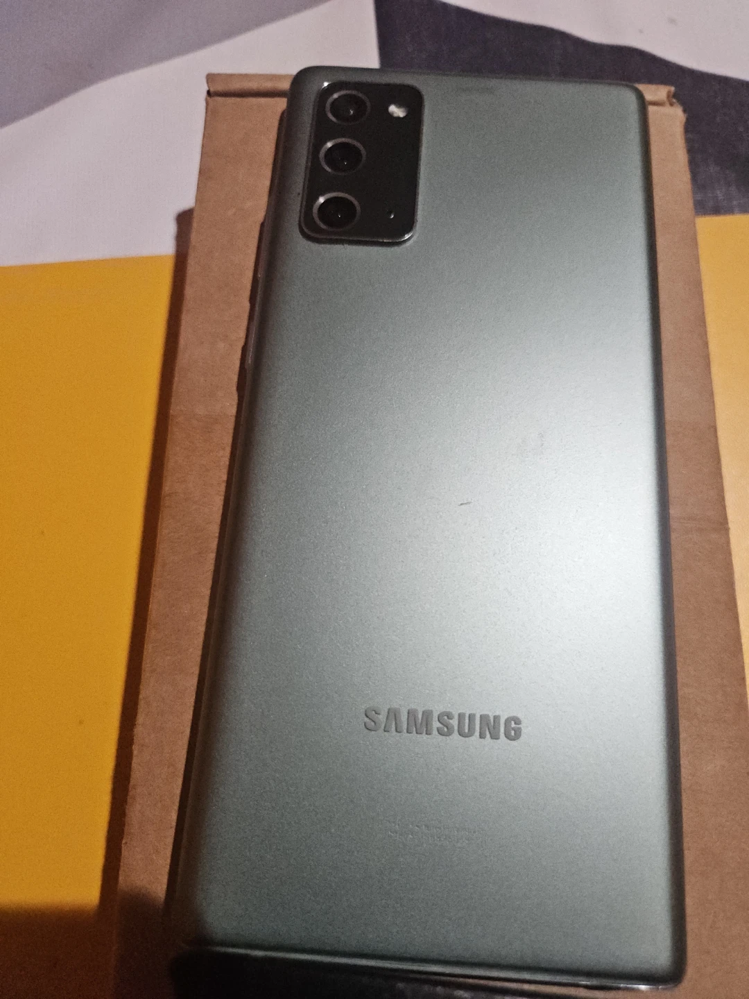 Samsung Galaxy Note20 5G - photo 2