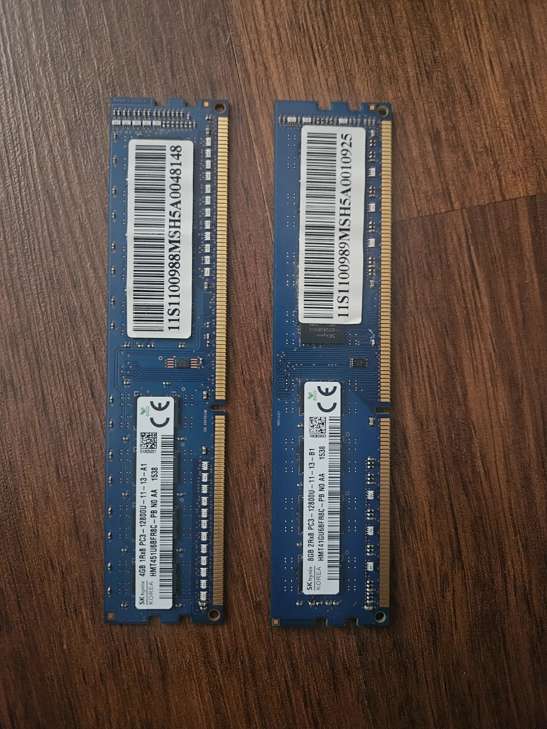 SK hynix RAM Sticks - 4GB & 8GB PC3-12800U
