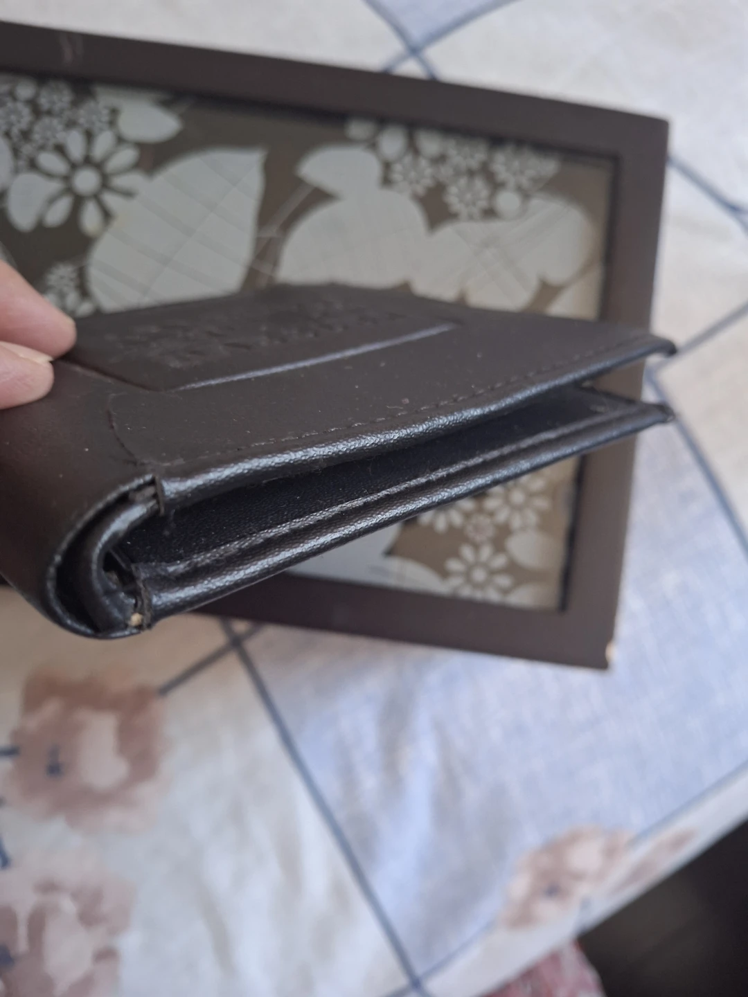 Dazzler Men's Bi-fold Wallet - photo 2