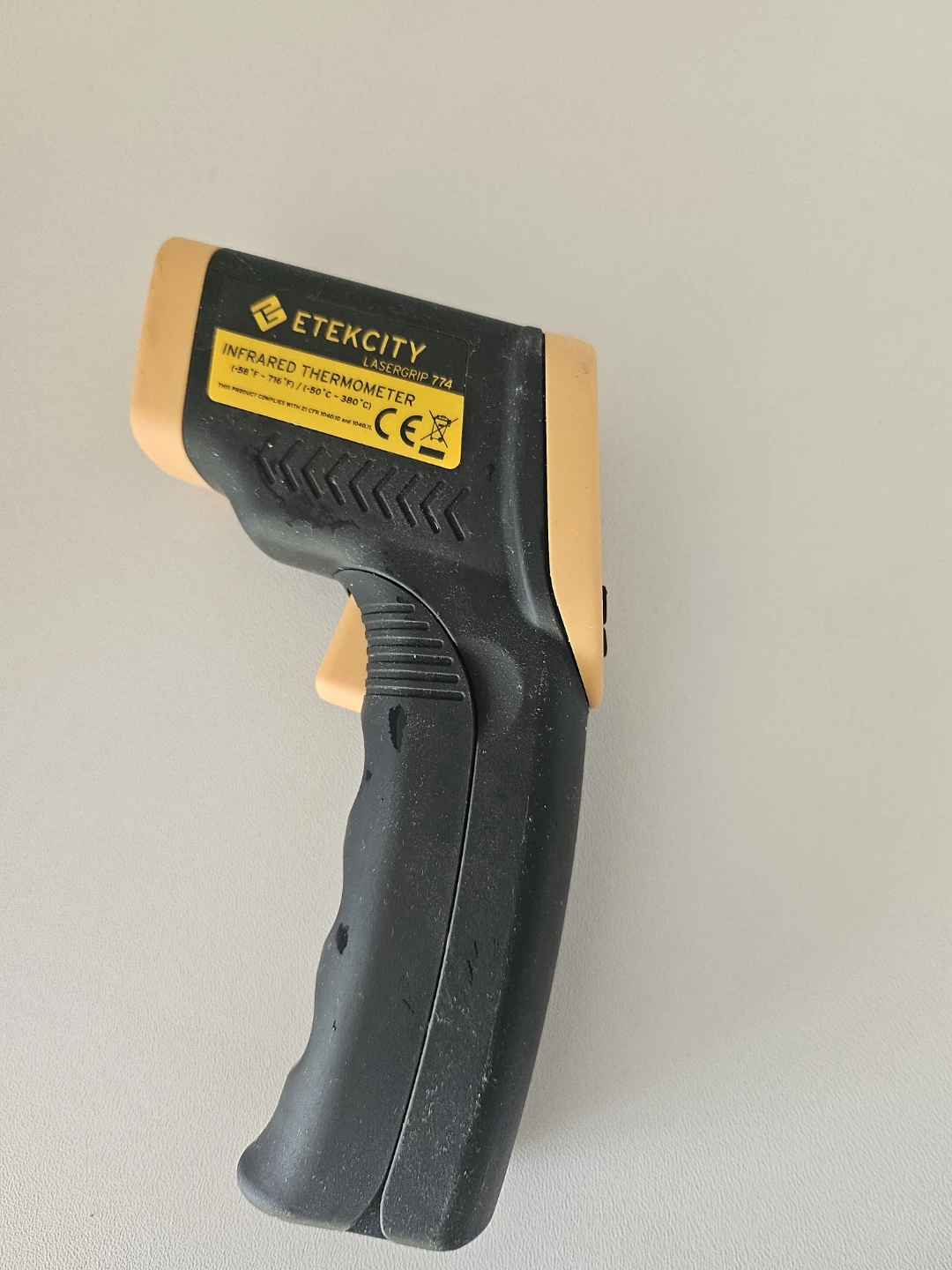 Etekcity Infrared Thermometer LaserGrip 774