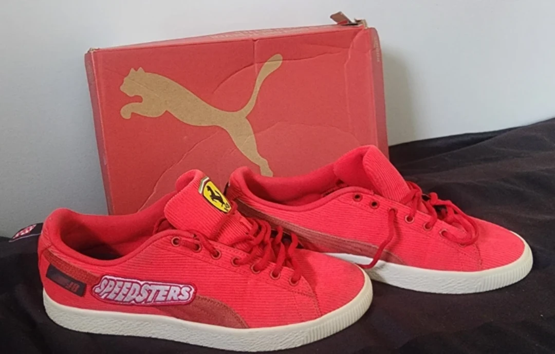 Puma Ferrari Speedsters Red Corduroy Sneakers - photo 2