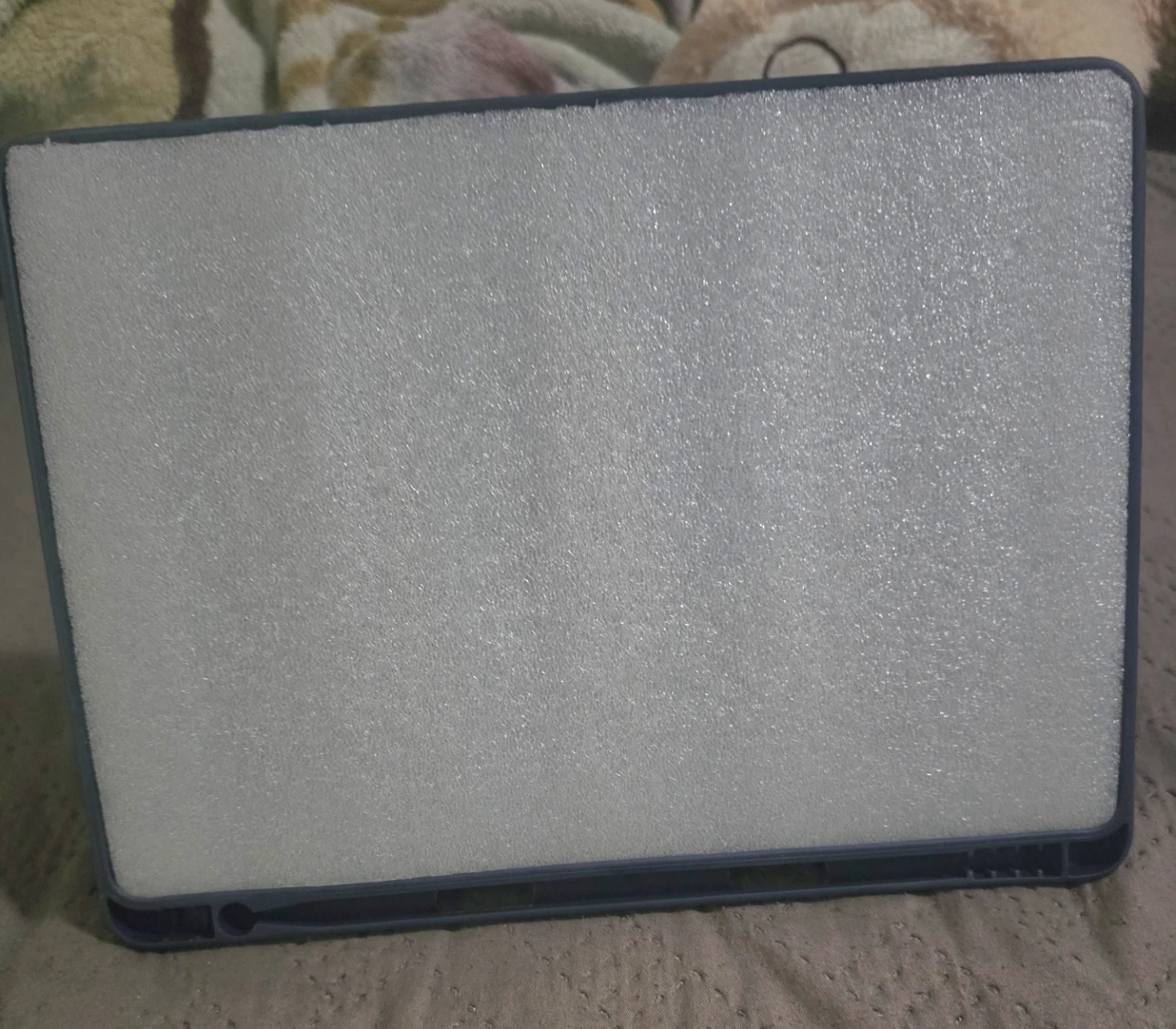 Dark Blue Folio Case for iPad 9th/8th/7th generation - photo 4