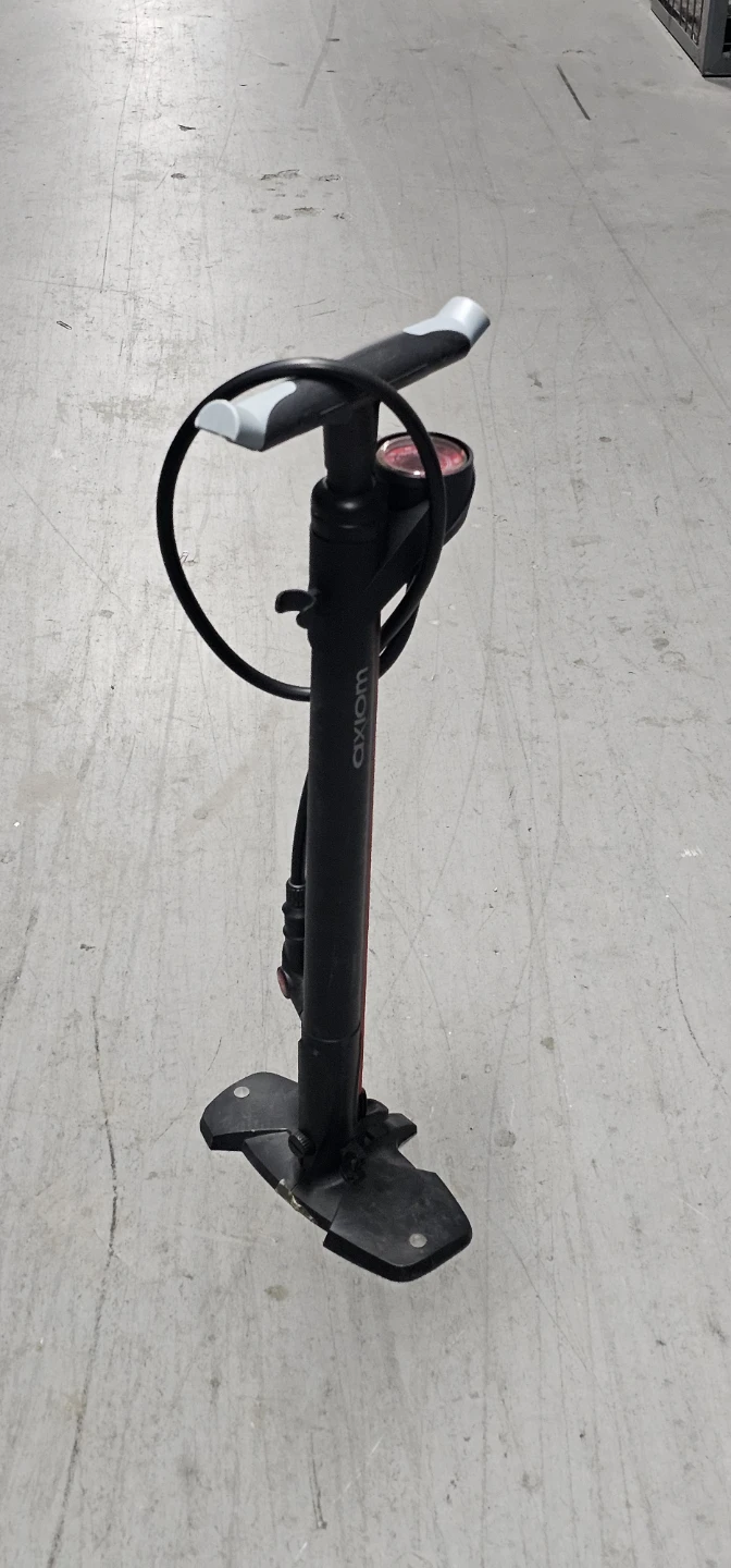 Axiom Floor Bike Pump with Pressure Gauge
