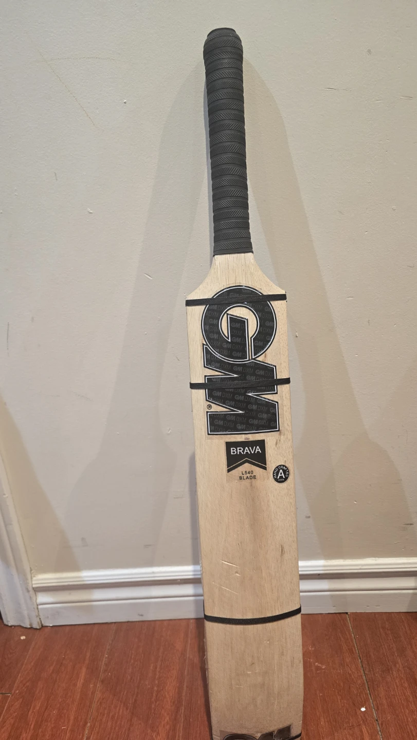 Set of 4 Cricket Bats: GM, Gray-Nicolls, Kookaburra - photo 4