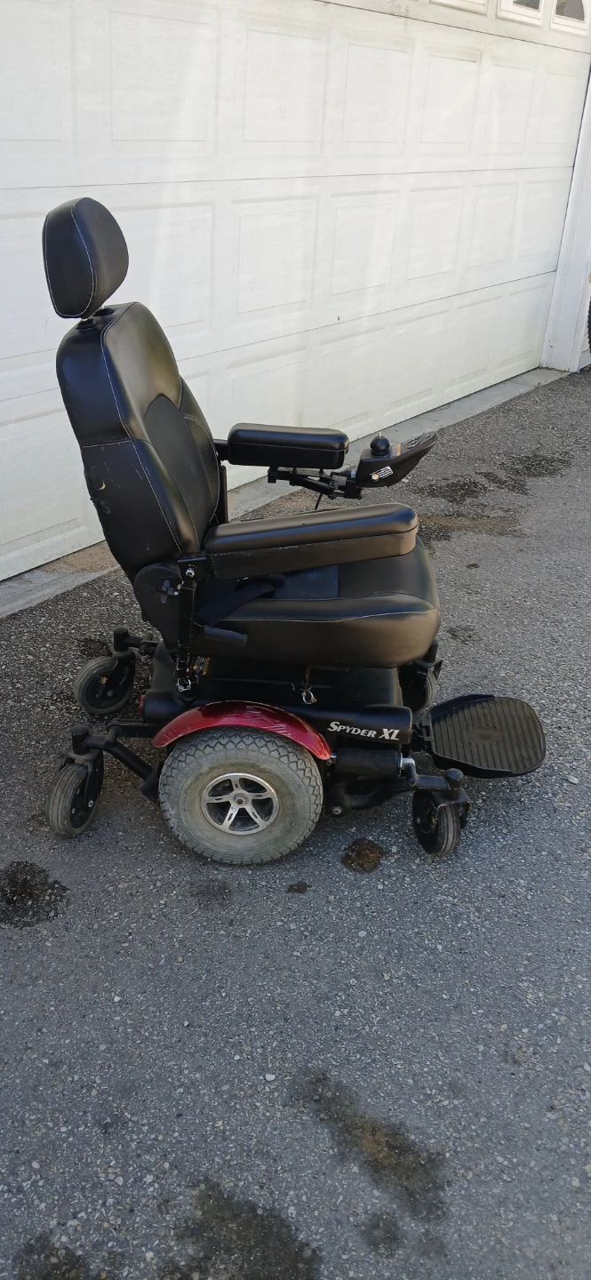 Invacare Power Wheelchair - Spyder XL