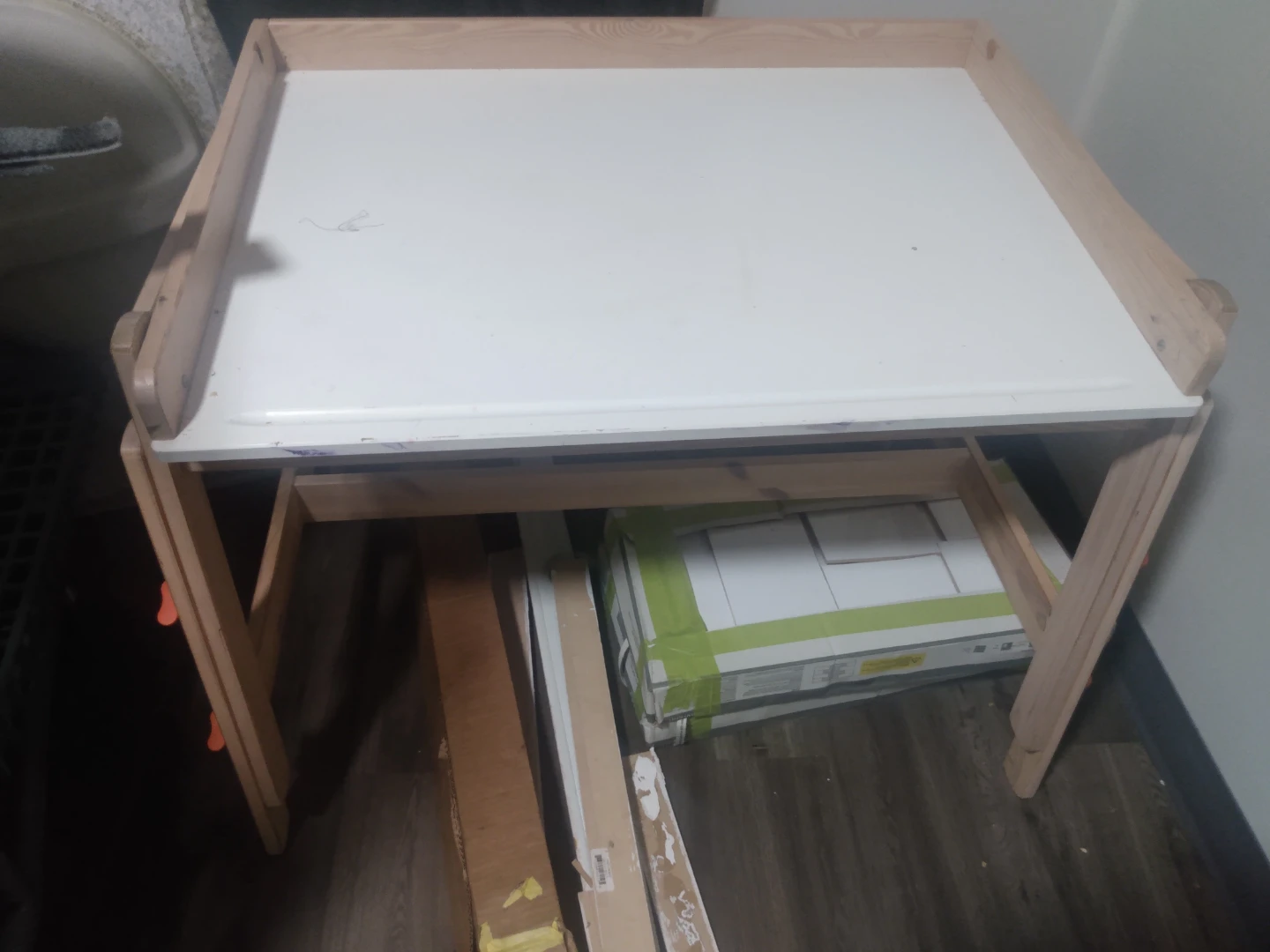Kids Art Easel with Whiteboard and Storage