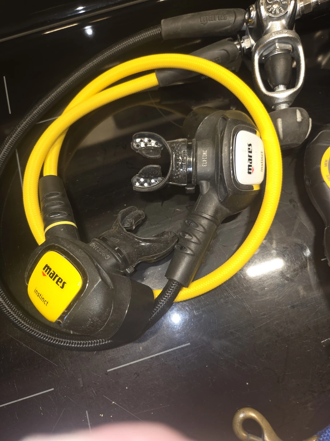Mares and Suunto Scuba Diving Regulator Set - photo 3