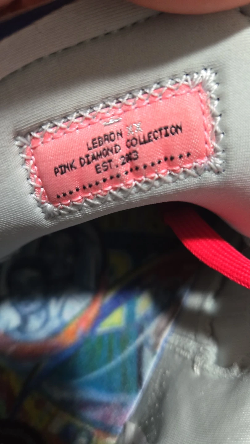 Nike LeBron 20 Pink Diamond Collection Shoes - photo 4