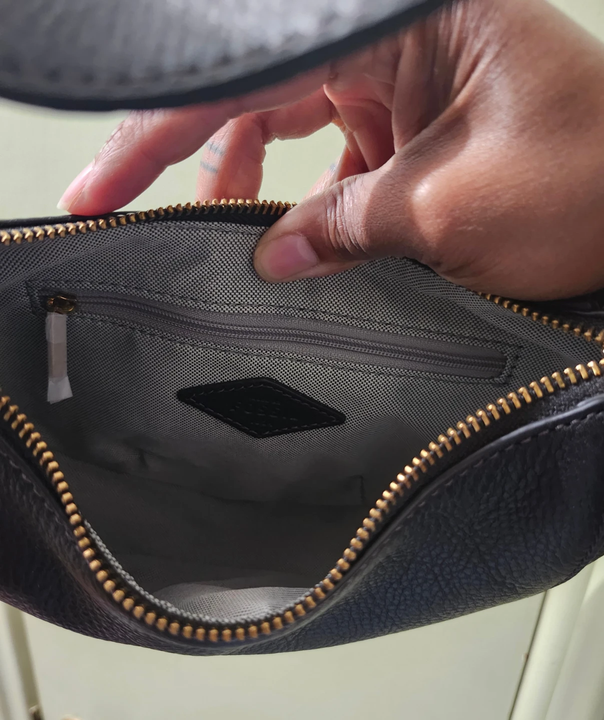 Fossil Harwell Leather Crescent Bag - photo 3