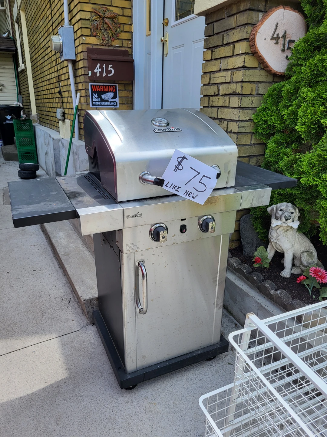 Char-Broil Gas Grill... like new