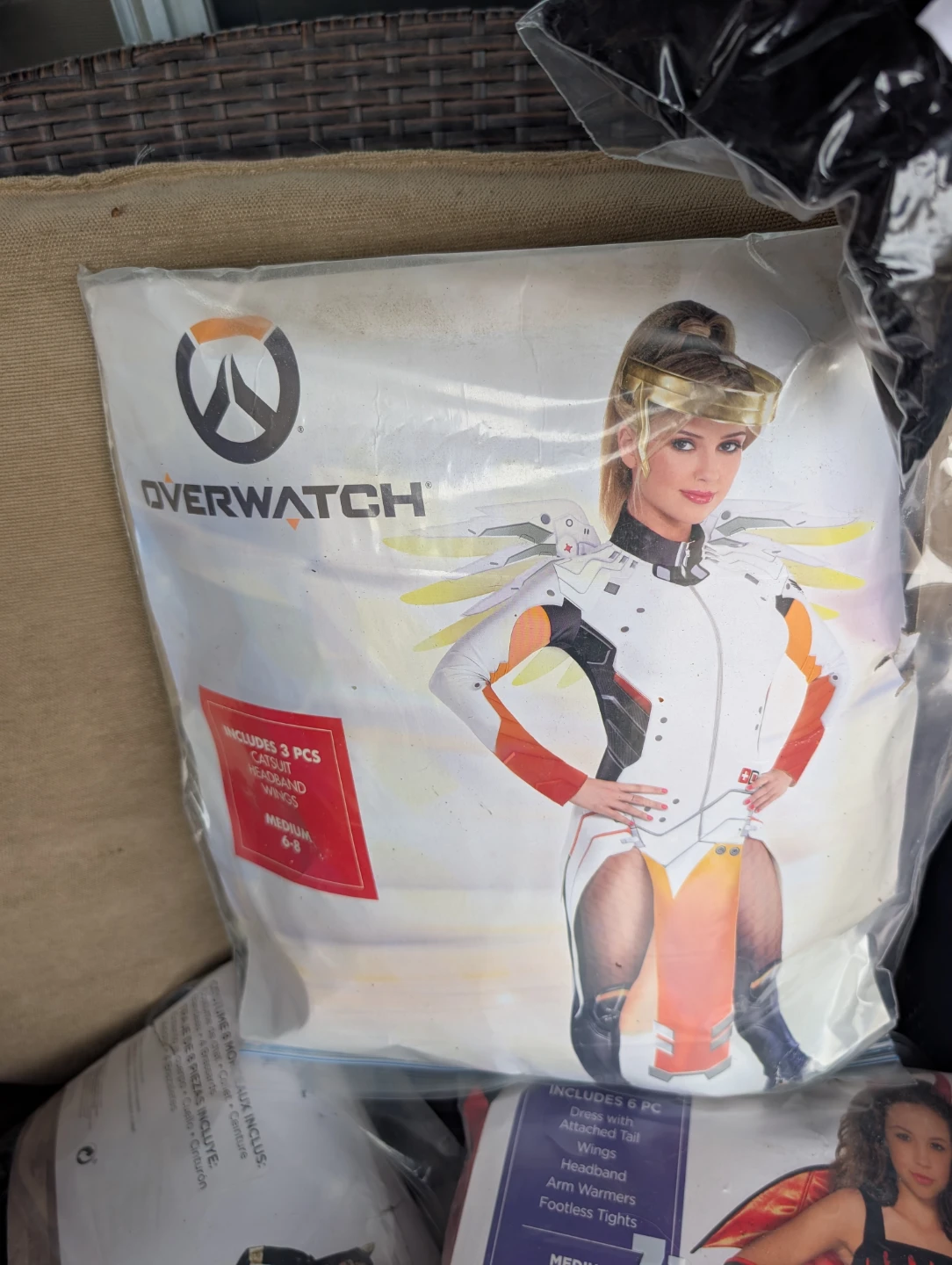 Take all Costumes 100$ - photo 5