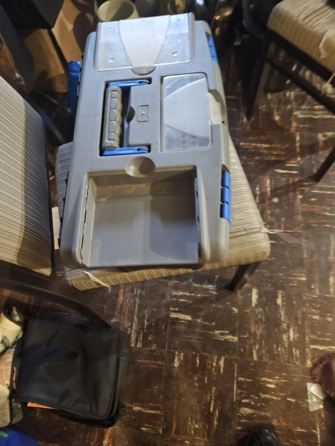POWER FIST 19" Plastic Tool Box - photo 4