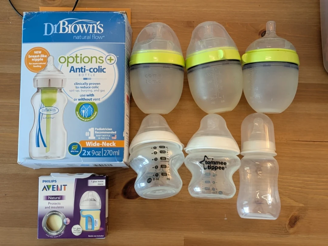 Baby milk feeding bottles