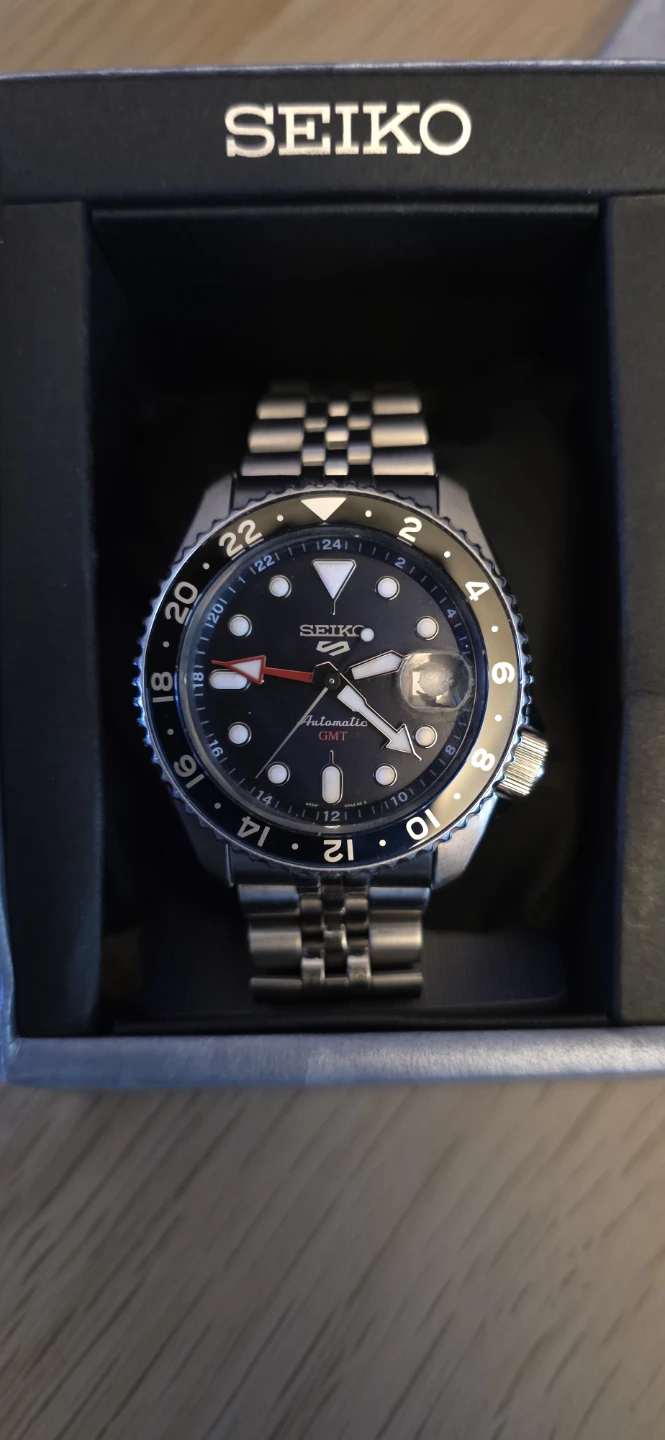 Broken Seiko GMT SSK003