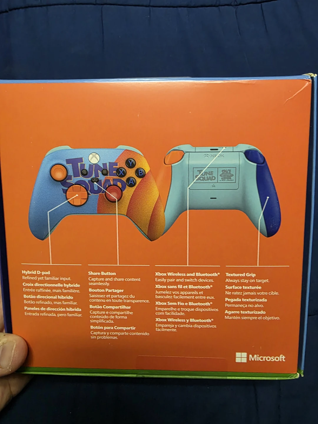Xbox Wireless Controller - Space Jam Tune Squad Edition - photo 2
